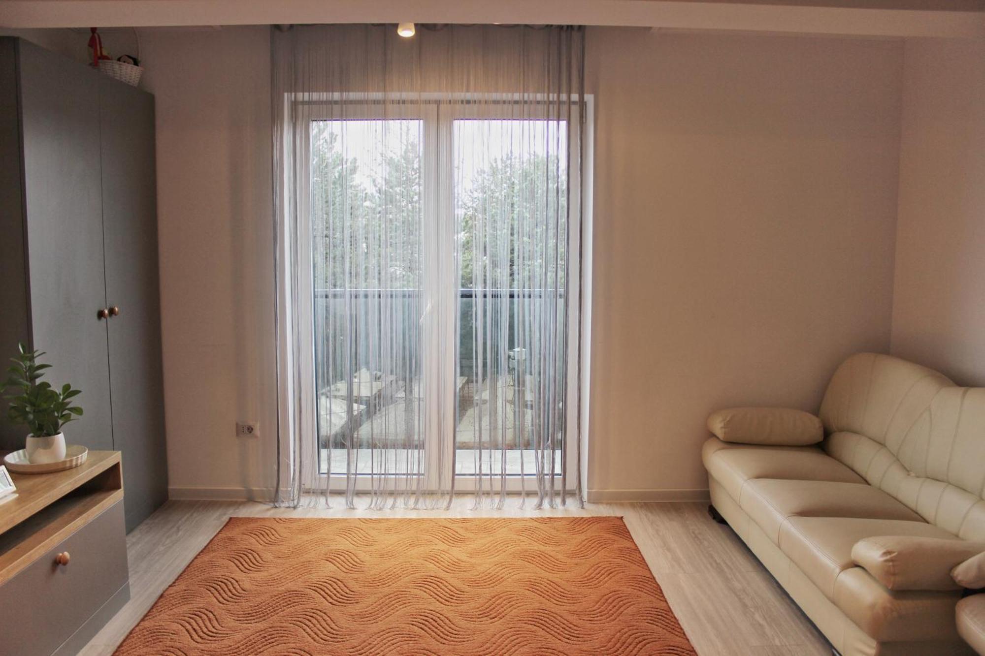 Cozy Apartments In Centre Of Suceava Near Kaufland And University Екстериор снимка